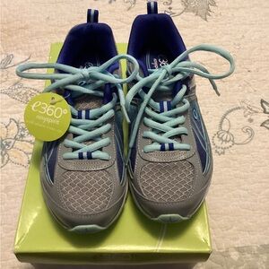 Easy Spirit Womens’ Gray and Blue Sneakers
